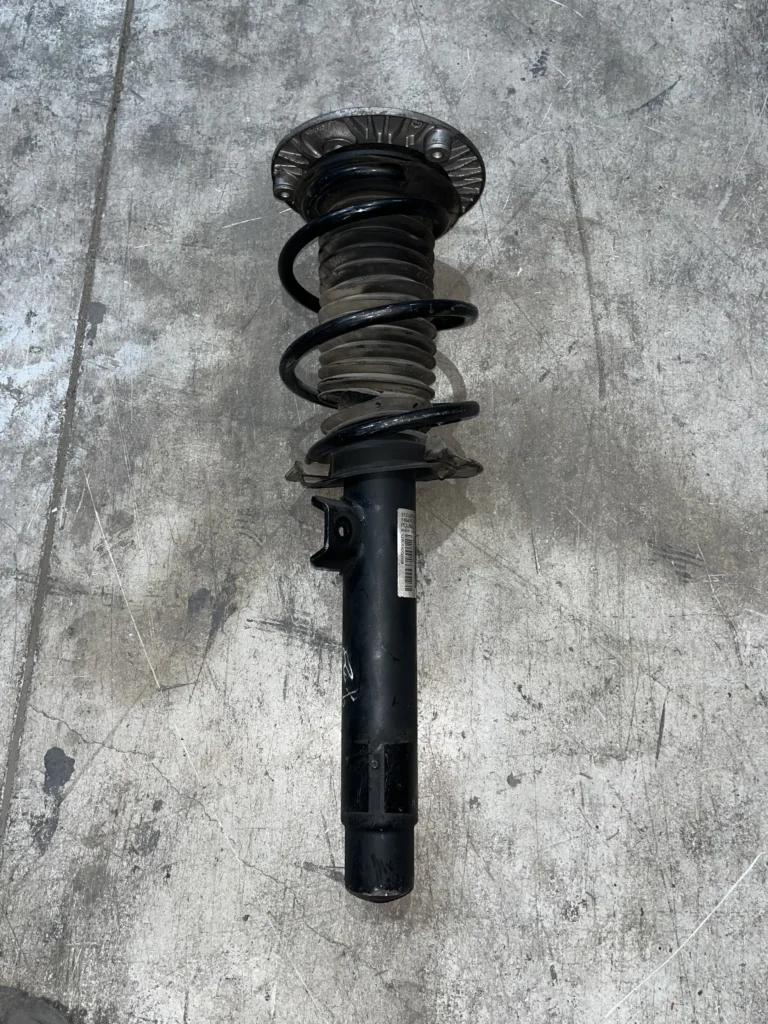 ΓΝΗΣΙΟ ΓΟΝΑΤΟ ΑΝΑΡΤΗΣΗΣ (ΑΜΟΡΤΙΣΕΡ) ΕΜΠΡΟΣ ΑΡΙΣΤΕΡΟ BMW SERIES 1(F20, F21), 2 (F22, F23), 3 (F30, F31, F34 GT), 4 (F32, F33, F36 GC)